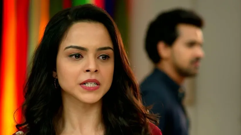 Veena Overhears Rajni and Urmi