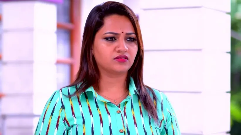 Rajaram Advises Ravi Varman
