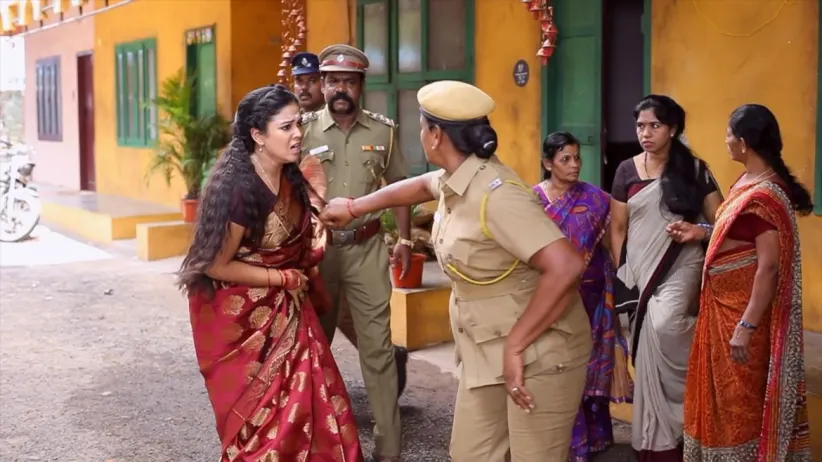 Sanjeev Helps Abhirami