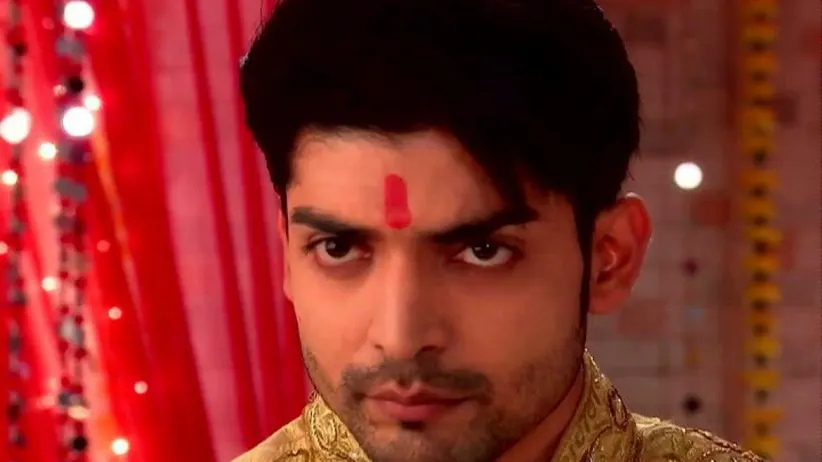 Aarti Learns a Truth on Her First Night
