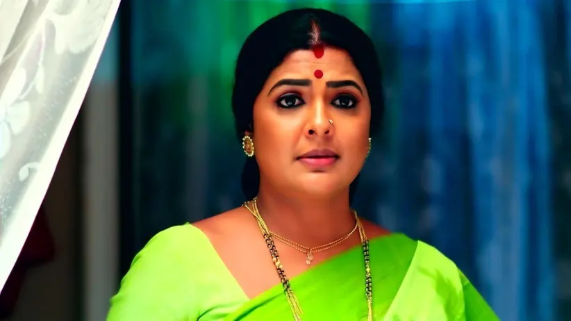 Srinu Gets Engaged to Charu