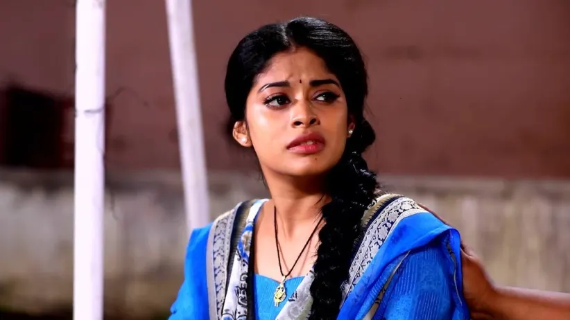 Sivagami Falls into Ananya's Trap