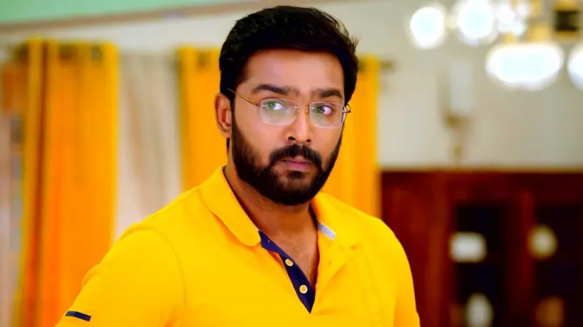 Savitri Instigates Padmanabhan
