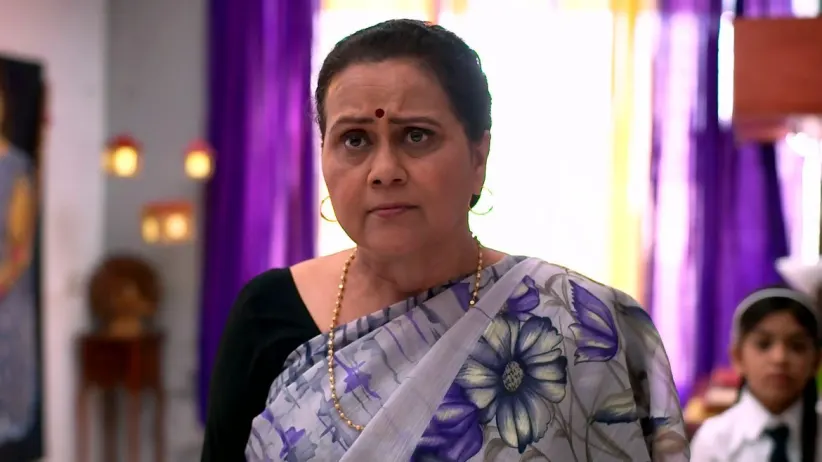 Atul Sends Flowers for Varsha
