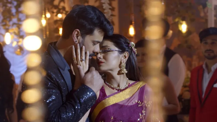 Iniya Iru Malargal - October 22, 2021 - Webisode