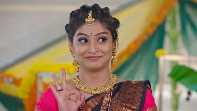 Madhav Helps Avinash Get Ready for an Event