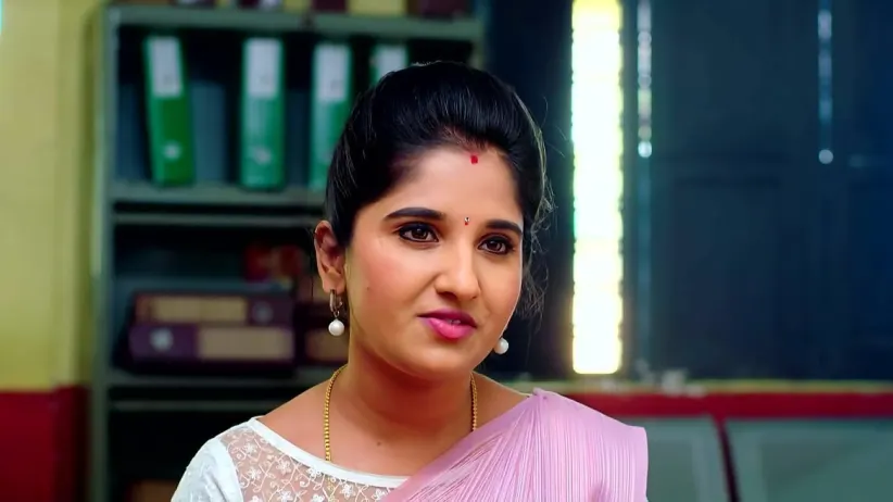 Divya Starts Her Investigation