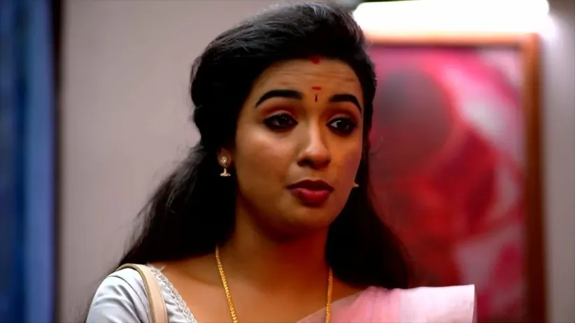 Shalini Scolds Preethi