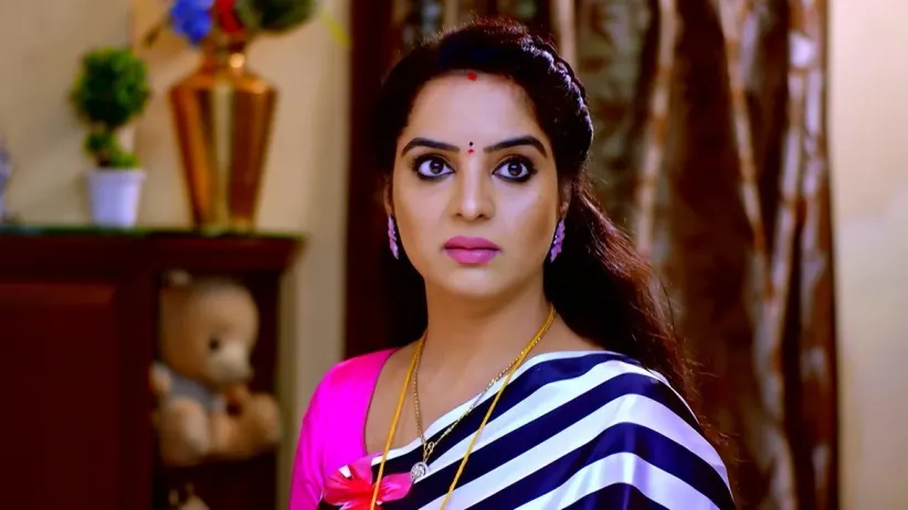 Karthika Puts Up an Act
