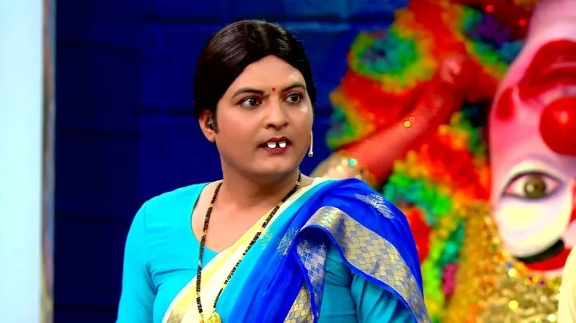 The Audience Makes Pratik Laugh