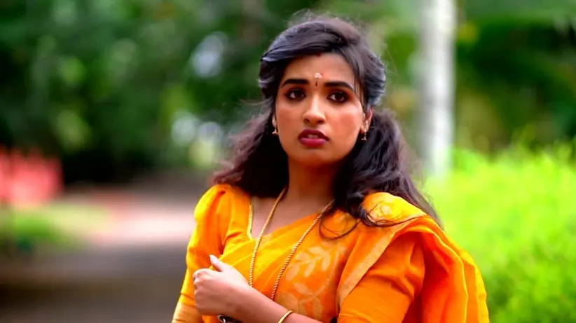 Vishnu Tends to Shalini