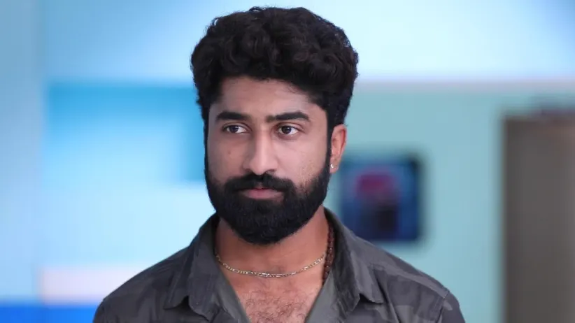 Veerapandi Threatens Parvathy