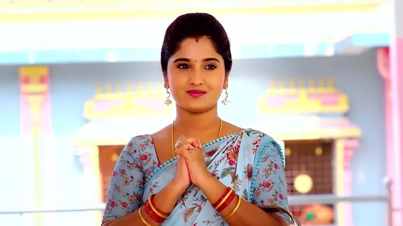 Harsha Takes His Parents’ Blessings
