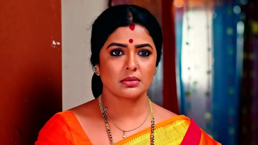 Raghuram Defies Janaki’s Opinion