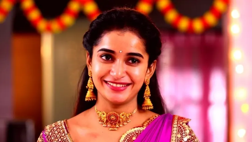 Kavya Lies to Chandra