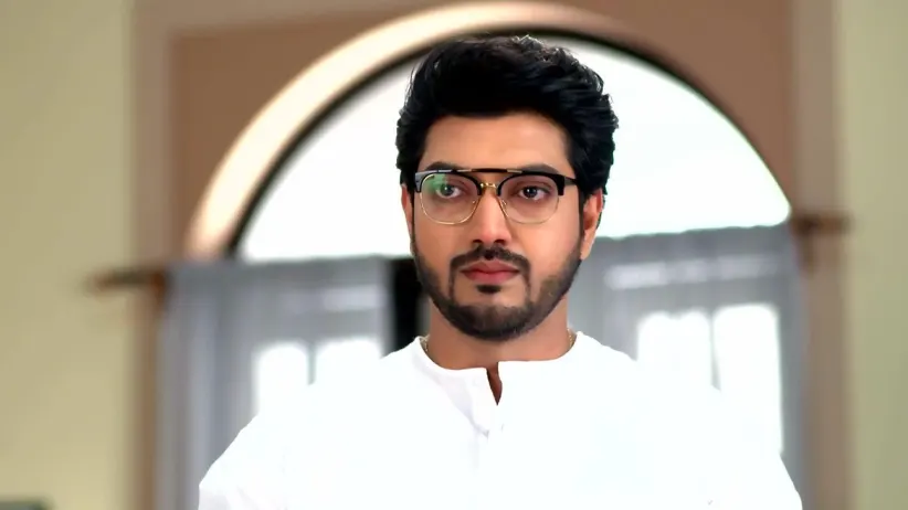 Abir Gives Ahana's Necklace to Jhilmil