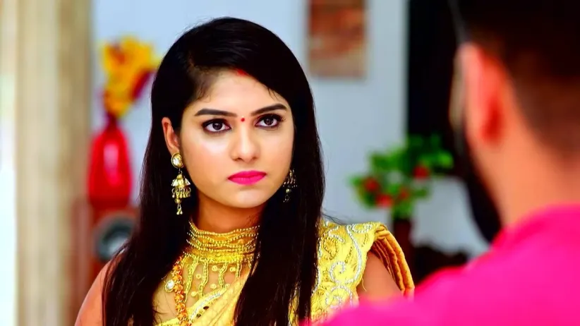 Unni Praises Vasundhara
