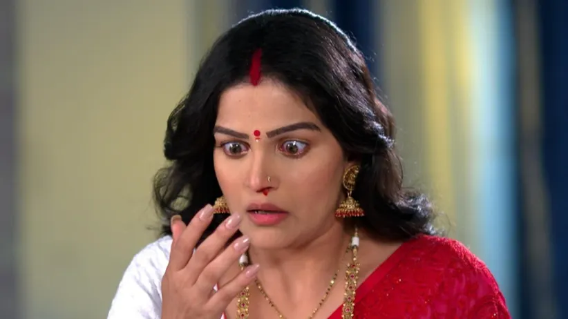 Kanha Attacks Devika's Friend