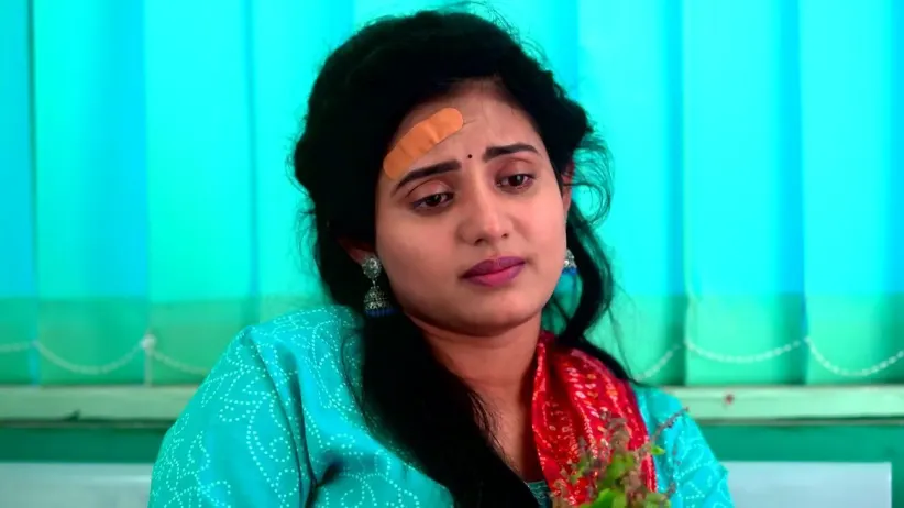 Khusi Sells Her Bangles