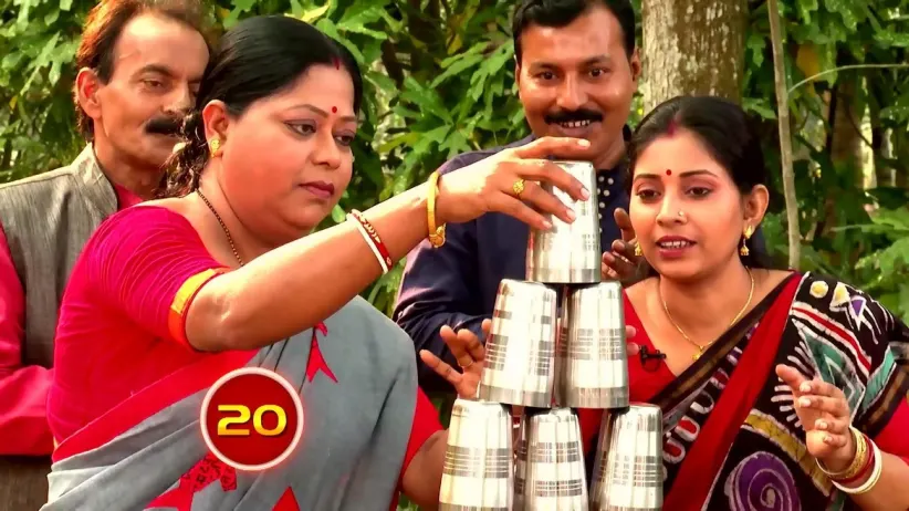 Ghore Ghore Zee Bangla - January 07, 2023 - Performance 2