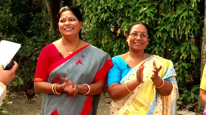 Ghore Ghore Zee Bangla - January 07, 2023 - Performance 3