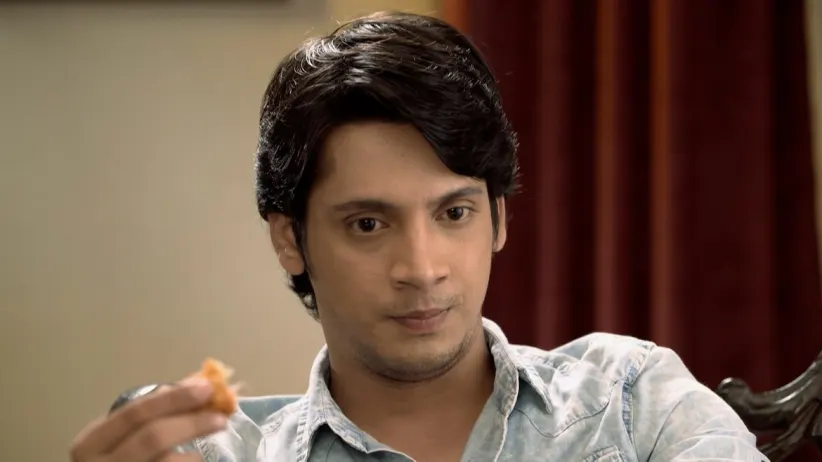 Paras Cancels His Contract with Arya