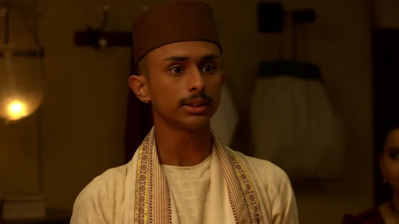 Bal Decides to Stay at the Hostel