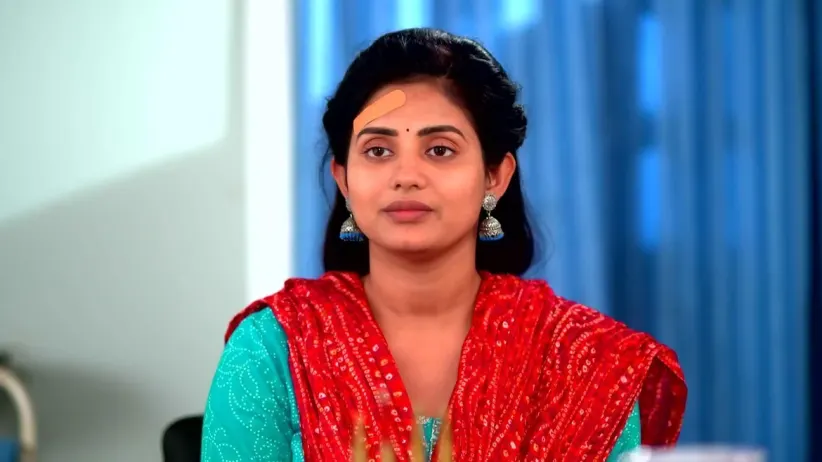 Khusi Discusses about Karan's Health