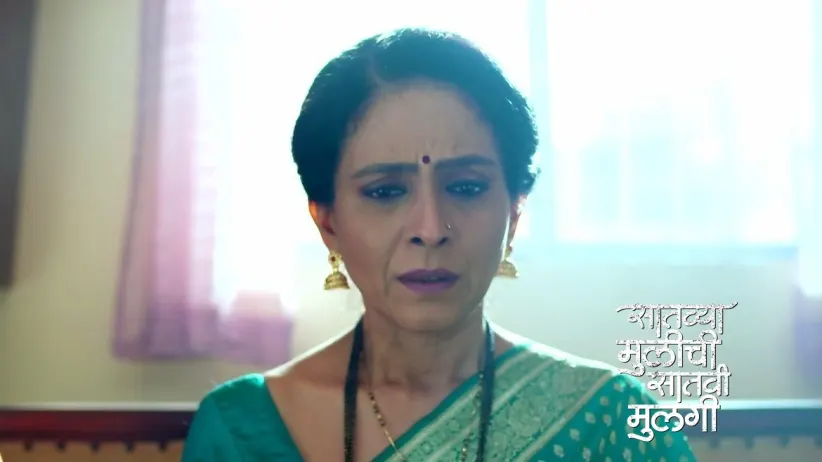 Rupali Opens the Secret Box