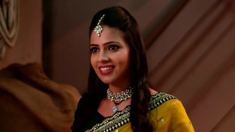 Mukta Learns about Raosaheb's Conspiracy