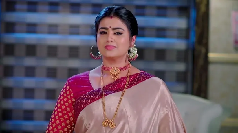 Madhav's Decision Shocks Sharvari
