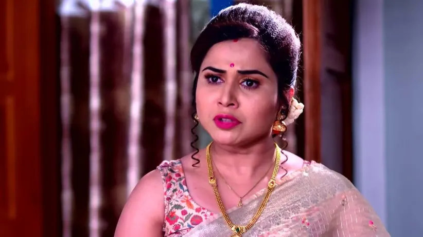 Khusi's Grandfather Praises Karan