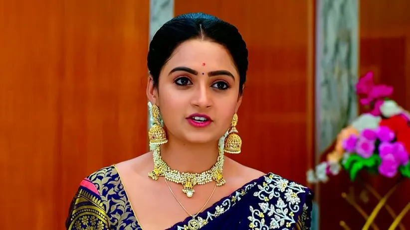 Eeshwari and Rudra’s Hands Are Locked
