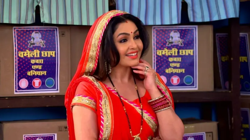 A Disguised Vibhuti Visits Angoori's Shop