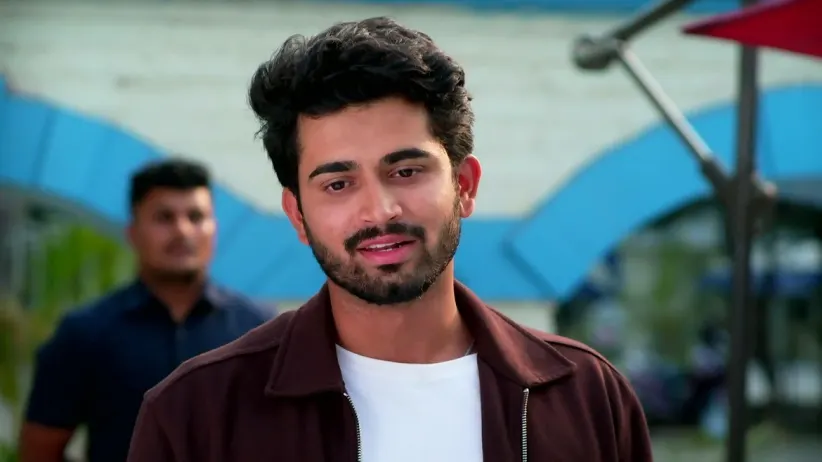 An Enraged Vikram Tries to Control Shilpi