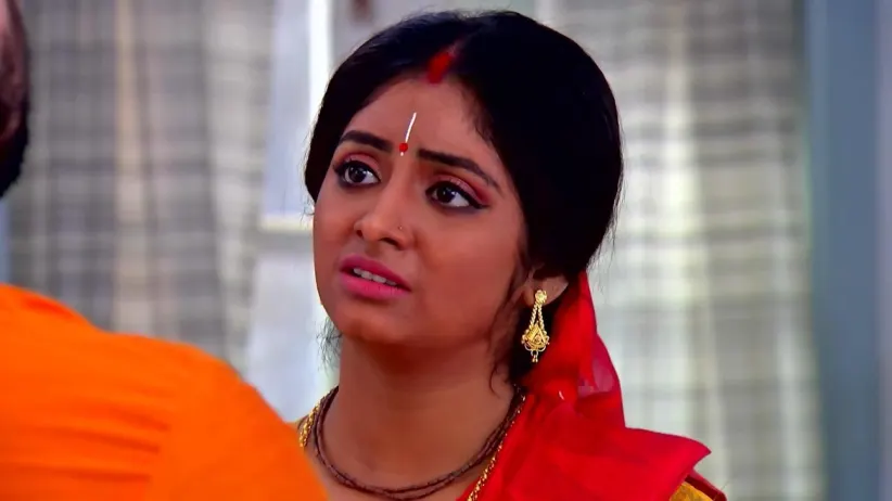 Rukmini Lies to Aditya