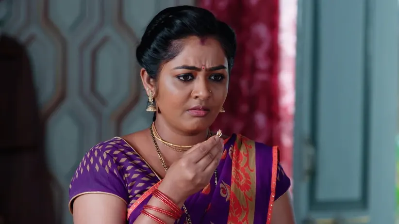 Vanajakshi's Act in front of Akhil