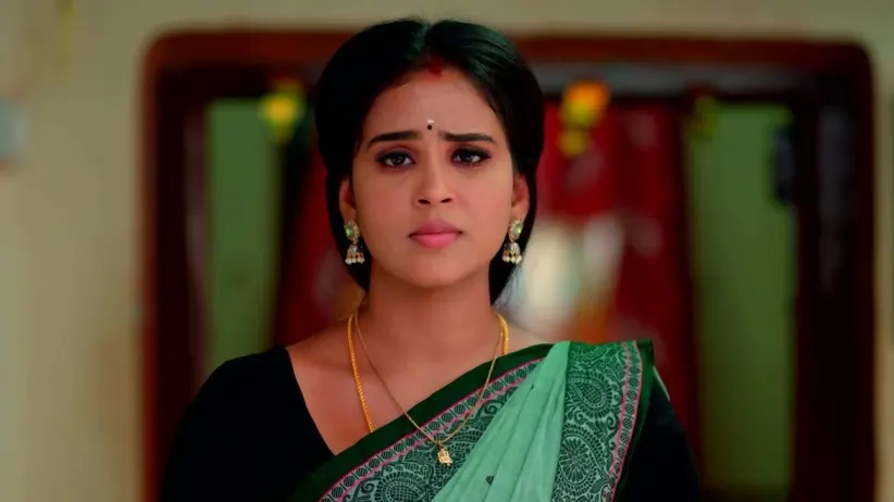 Amudha Hurts Senthil's Ego