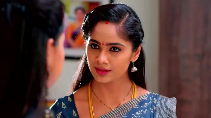Deepalakshmi Gets Romantic with Sanjay