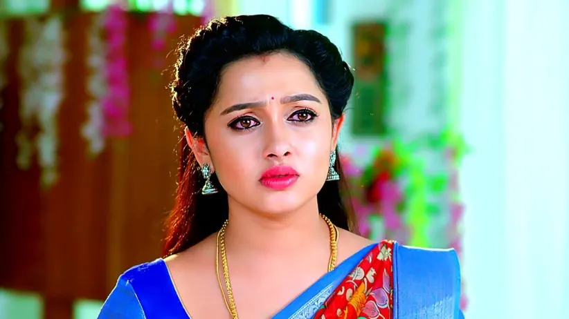 Srikar Throws Money on Radha Krishna's Face