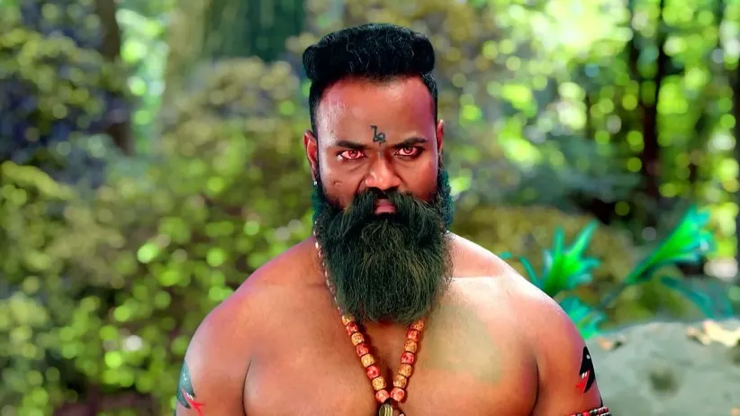 Malli Attacks Karkodakan