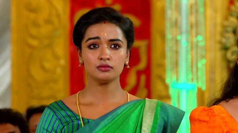 Raghavan Discloses Shalini’s Sacrifice | Kudumbashree Sharada