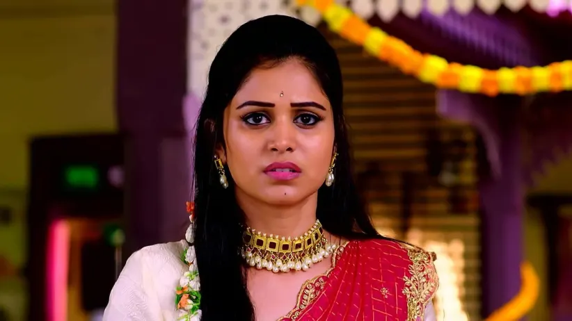Sanvi Puts Adithyan in a Dilemma