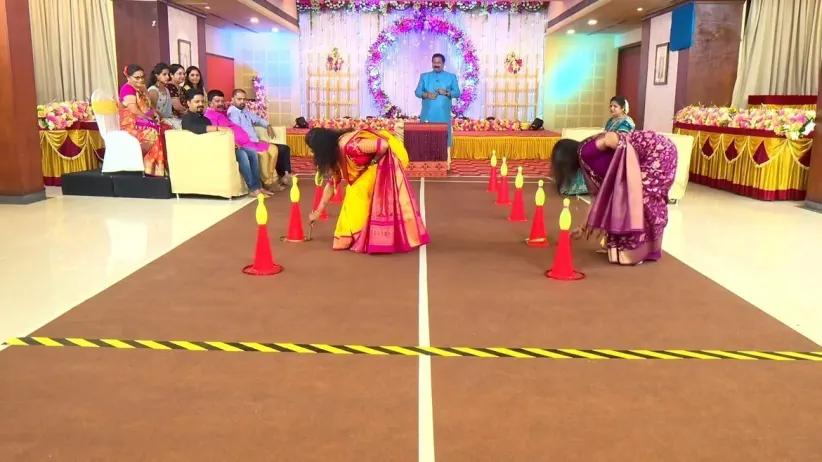 The Sawant Daughters-In-Law Play a Game