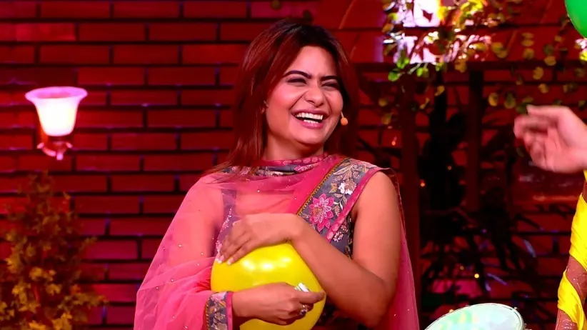 Jaswinder Meets Teena and Shehzad