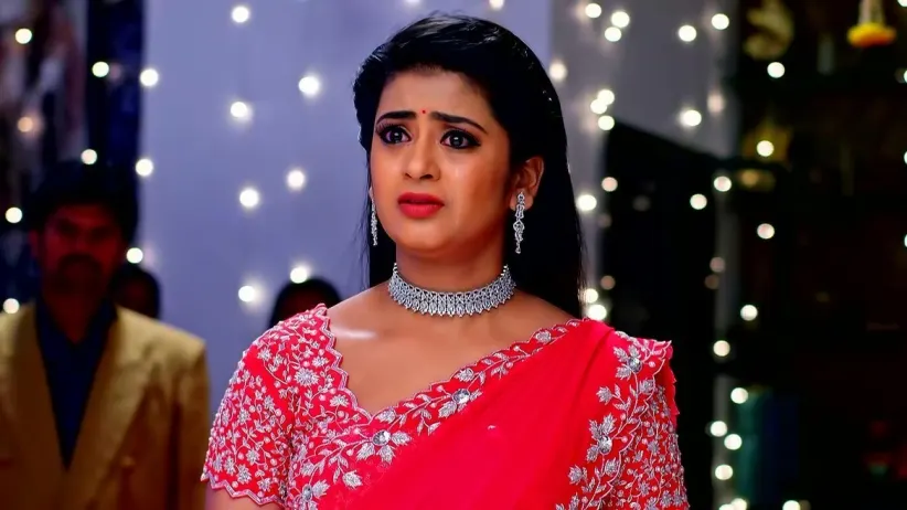 Jagadish Lies about His Relationship with Lakshmi