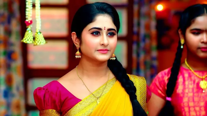 Radha Stops Srikant and Vishnu’s Engagement