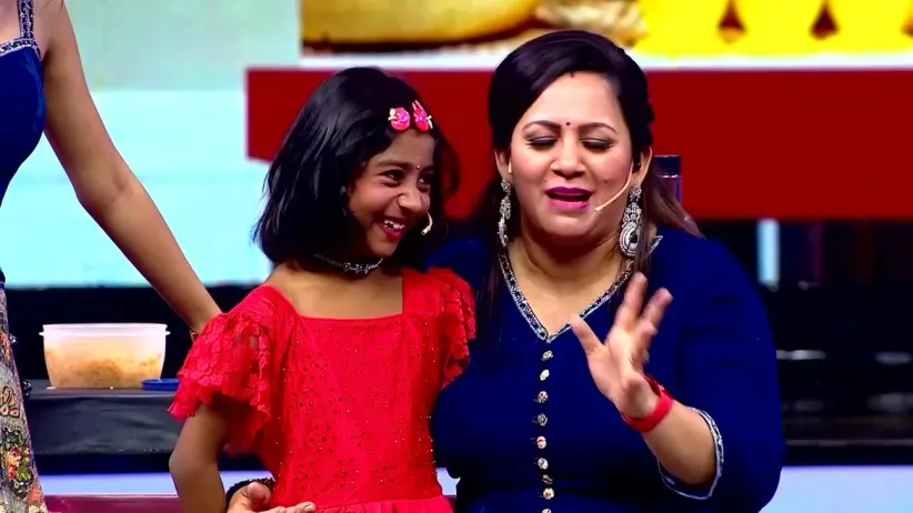 A Contestant wins the Mom's Kitchen Round | Suoer Moms S3
