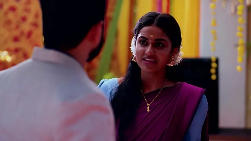 Akhil and Shyama Meet