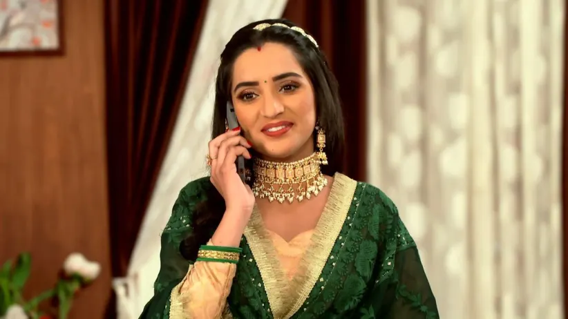 Bhairavi’s Aide Sneaks into Mehra House